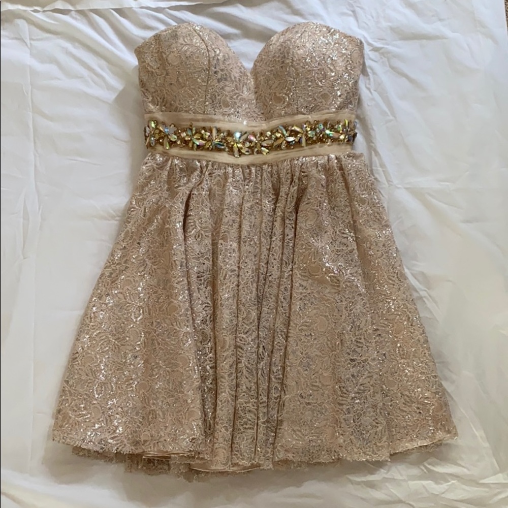 Tony Bowls Short Prom/Homecoming Dress